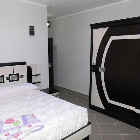 Three-Bedroom Apartment At Louly Beach Resort Ain Sukhna Ngoại thất bức ảnh