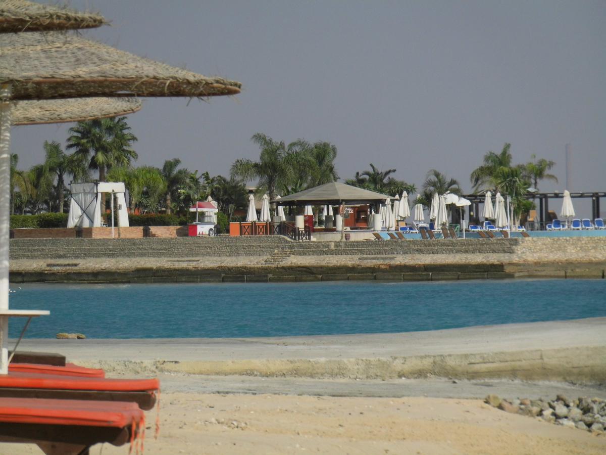 Three-Bedroom Apartment At Louly Beach Resort Ain Sukhna Ngoại thất bức ảnh